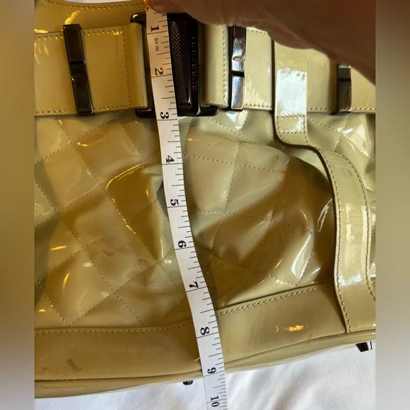 Burberry Cream Patent Leather Tote - Picture 14 of 14